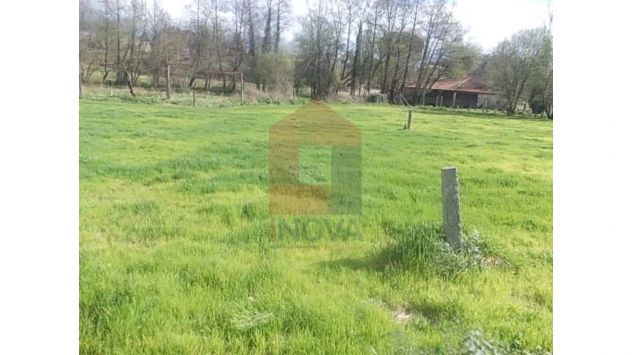 Terreno para Venda em Gême Foto 1