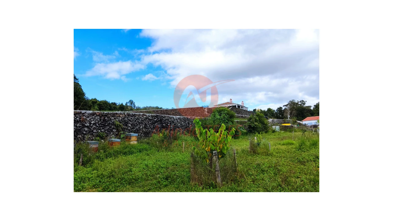 Moradia T3 para Venda em Terra Chã Foto 36