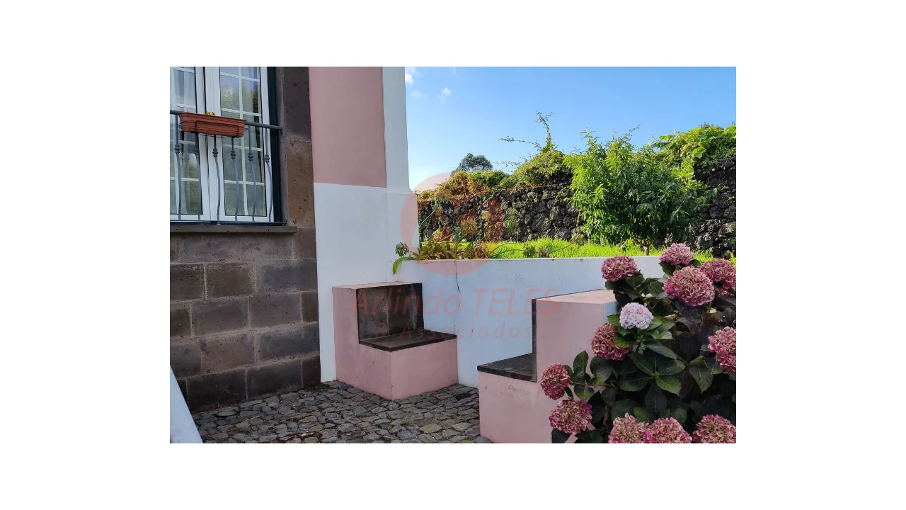 Moradia T3 para Venda em Terra Chã Foto 15