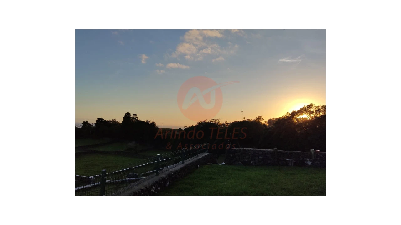 Moradia T3 para Venda em Terra Chã Foto 26