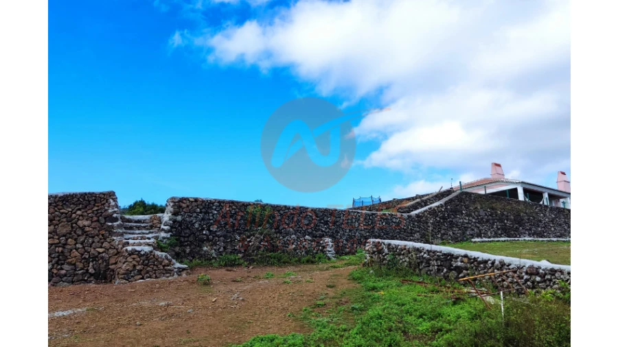 Moradia T3 para Venda em Terra Chã Foto 39