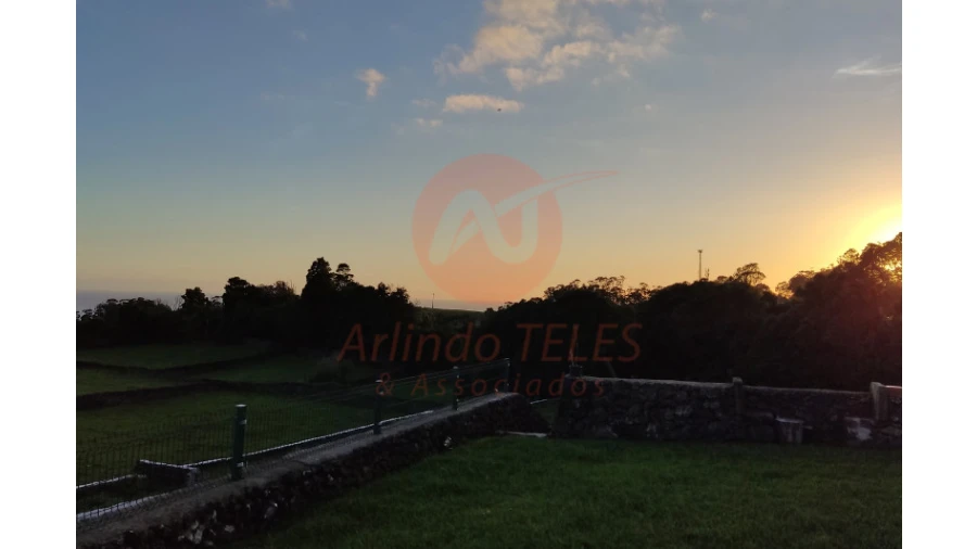 Moradia T3 para Venda em Terra Chã Foto 27