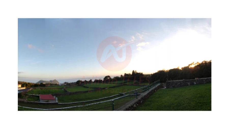 Moradia T3 para Venda em Terra Chã Foto 24