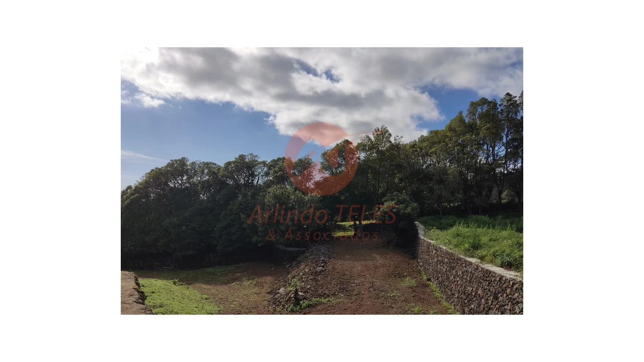 Moradia T3 para Venda em Terra Chã Foto 42