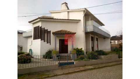 Moradia T4 para Venda em Esposende, Marinhas e Gandra