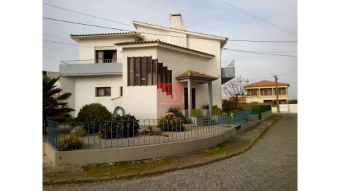 Moradia T4 para Venda em Esposende, Marinhas e Gandra