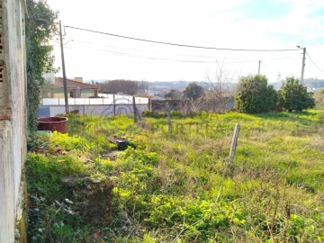 Moradia T3 para Venda em São Roque