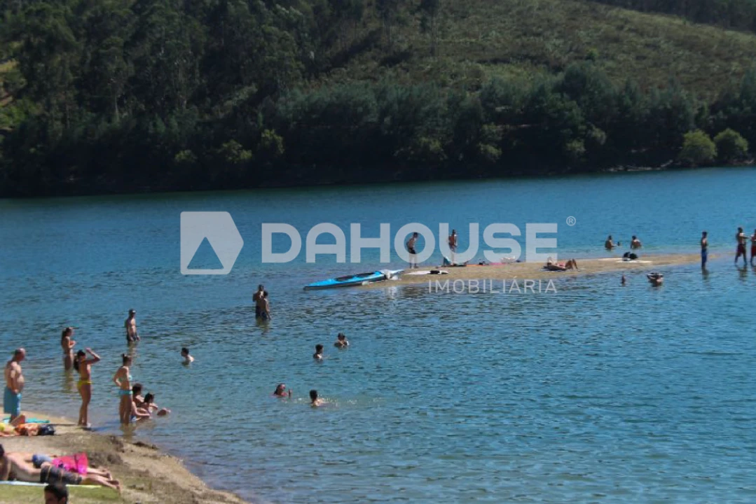 Terreno para Venda em Rossas Foto 13