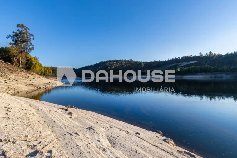 Terreno para Venda em Rossas Foto 8