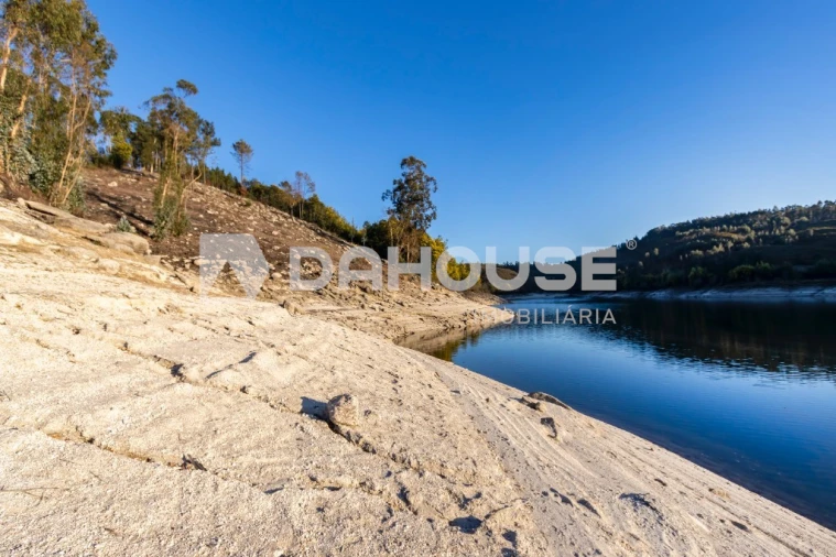 Terreno para Venda em Rossas Foto 9