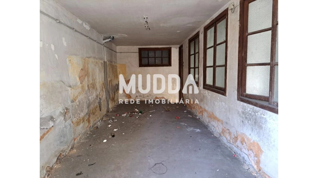 Prédio para Venda em São João da Madeira Foto 13