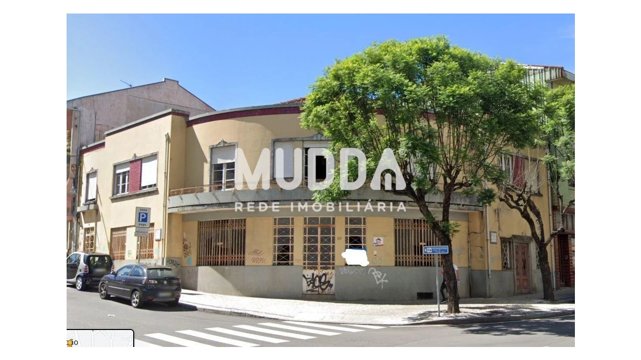 Prédio para Venda em São João da Madeira Foto 3