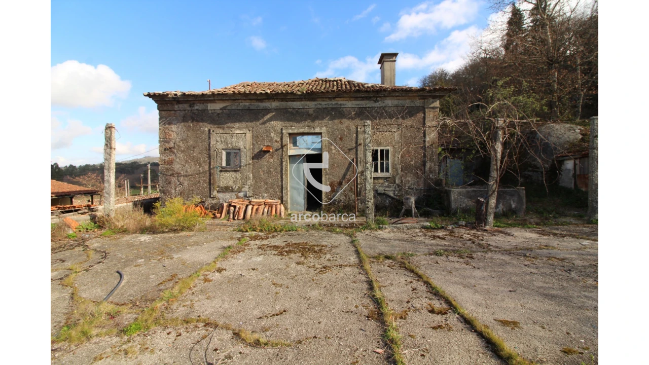 Quinta T5 para Venda em Vascões Foto 7