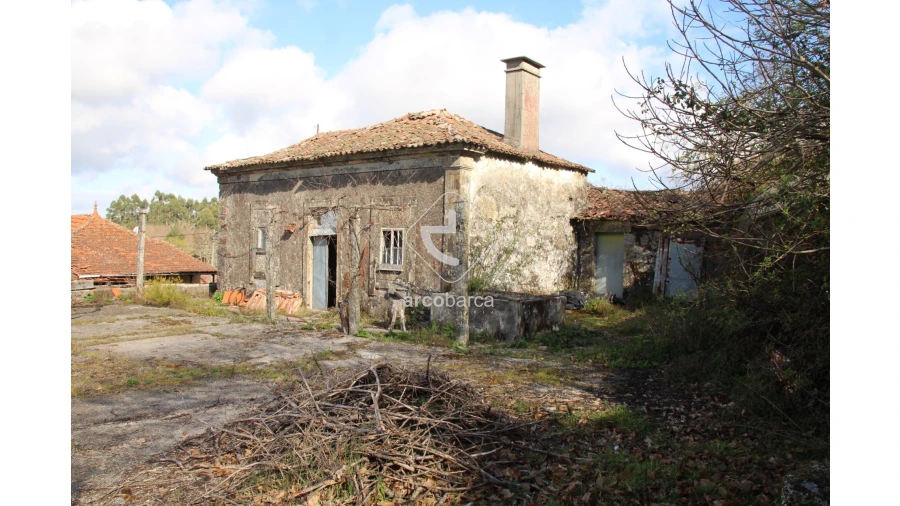 Quinta T5 para Venda em Vascões Foto 14
