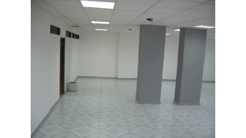 Loja para Venda em Almada, Cova da Piedade, Pragal e Cacilhas