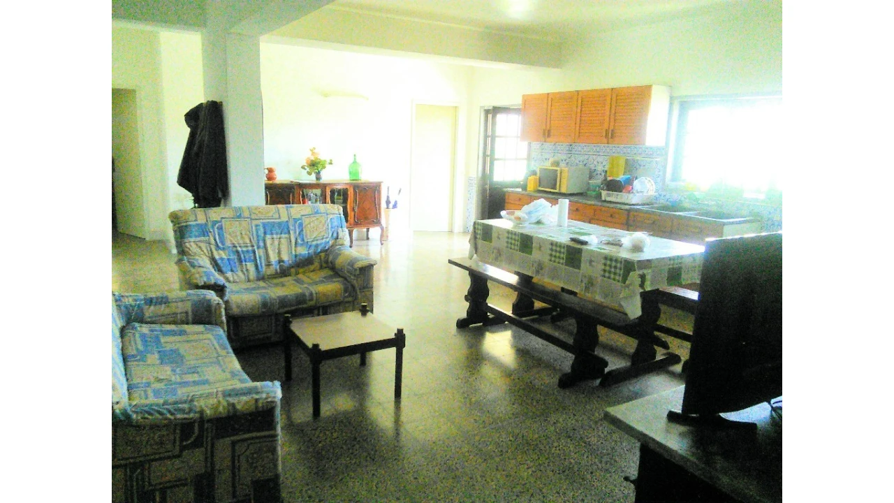 Moradia T5 para Venda em Caparica e Trafaria Foto 2