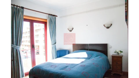 Apartamento T6 para Venda em Póvoa de Varzim, Beiriz e Argivai