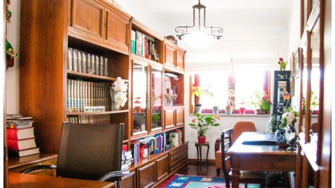 Apartamento T6 para Venda em Póvoa de Varzim, Beiriz e Argivai