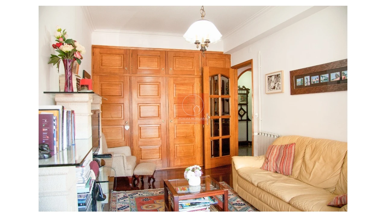 Apartamento T6 para Venda em Póvoa de Varzim, Beiriz e Argivai Foto 4