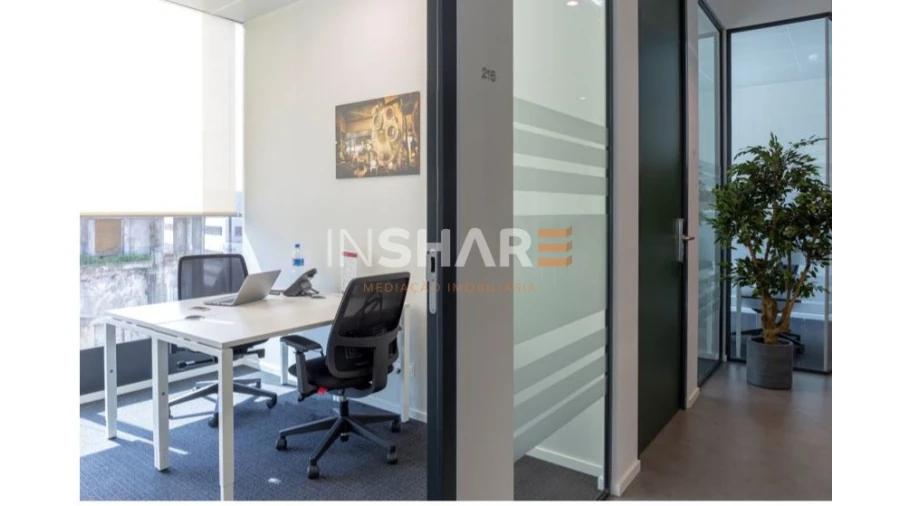 Escritório para Arrendamento em Braga (São José de São Lázaro e São João do Souto) Foto 2