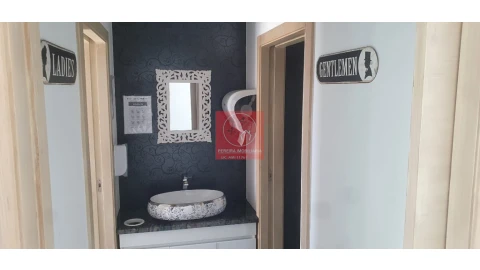 Moradia T3 para Venda em Mazarefes e Vila Fria