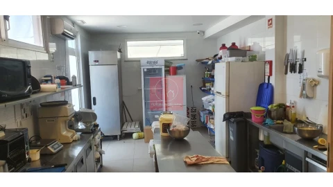 Moradia T3 para Venda em Mazarefes e Vila Fria