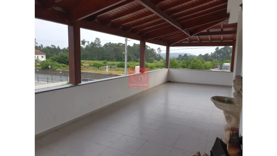 Moradia T3 para Venda em Mazarefes e Vila Fria Foto 27