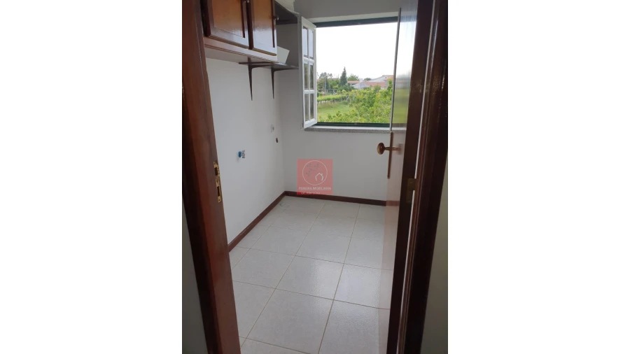 Moradia T3 para Venda em Mazarefes e Vila Fria Foto 35