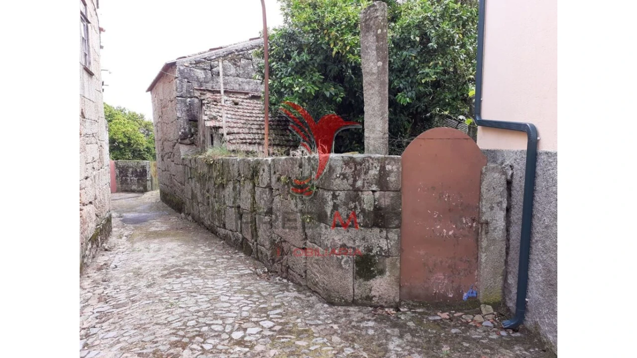 Moradia T4 para Venda em Cativelos Foto 20