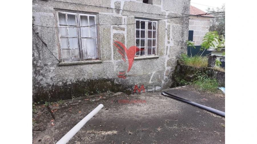 Moradia T4 para Venda em Cativelos Foto 4