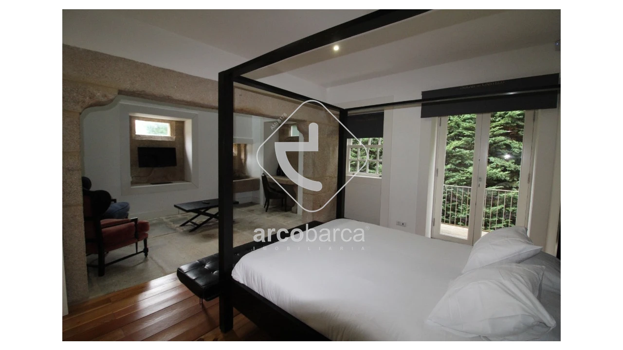 Negócio para Venda em Vila e Roussas Foto 40