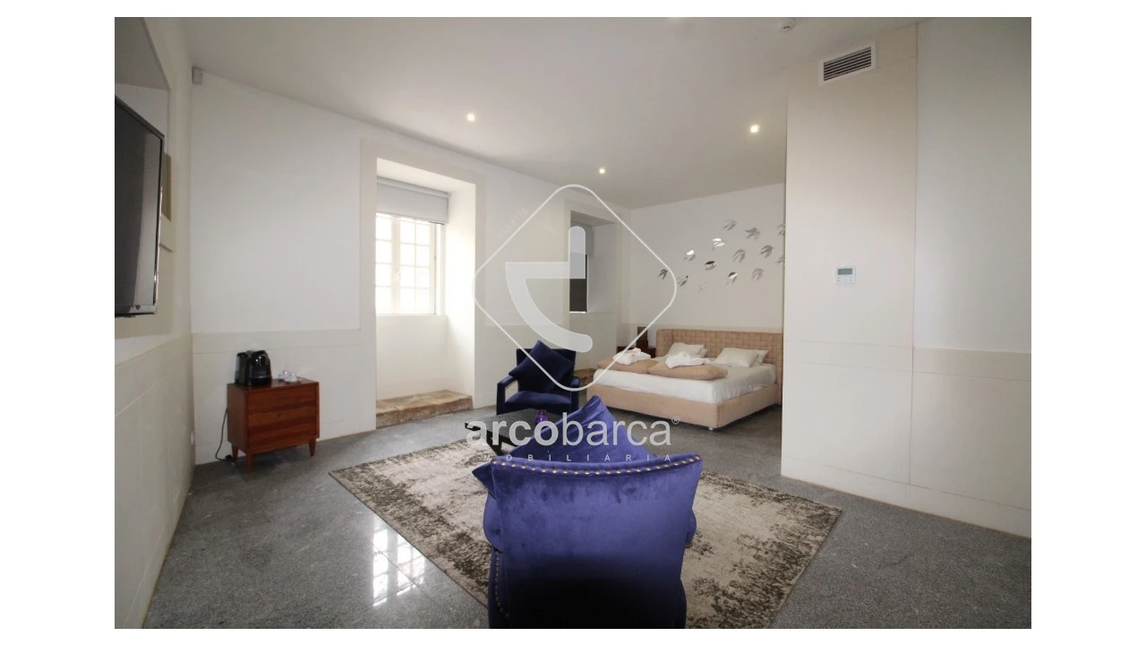 Negócio para Venda em Vila e Roussas Foto 29