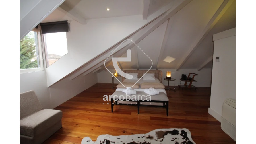 Negócio para Venda em Vila e Roussas Foto 79