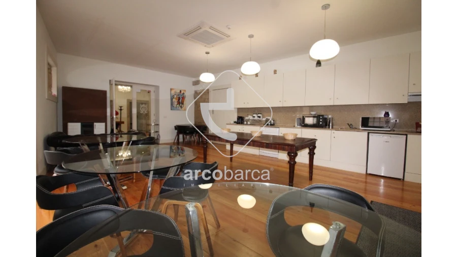 Negócio para Venda em Vila e Roussas Foto 22