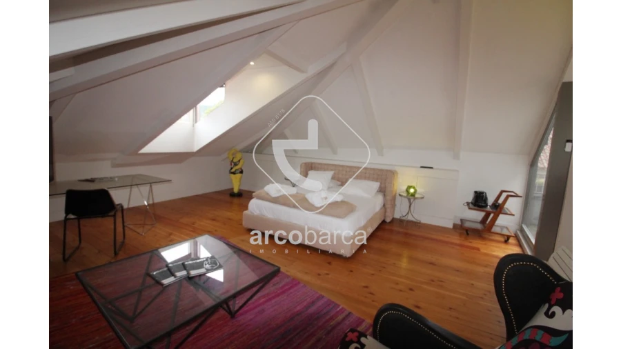 Negócio para Venda em Vila e Roussas Foto 67