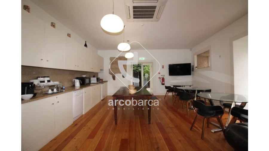 Negócio para Venda em Vila e Roussas Foto 17