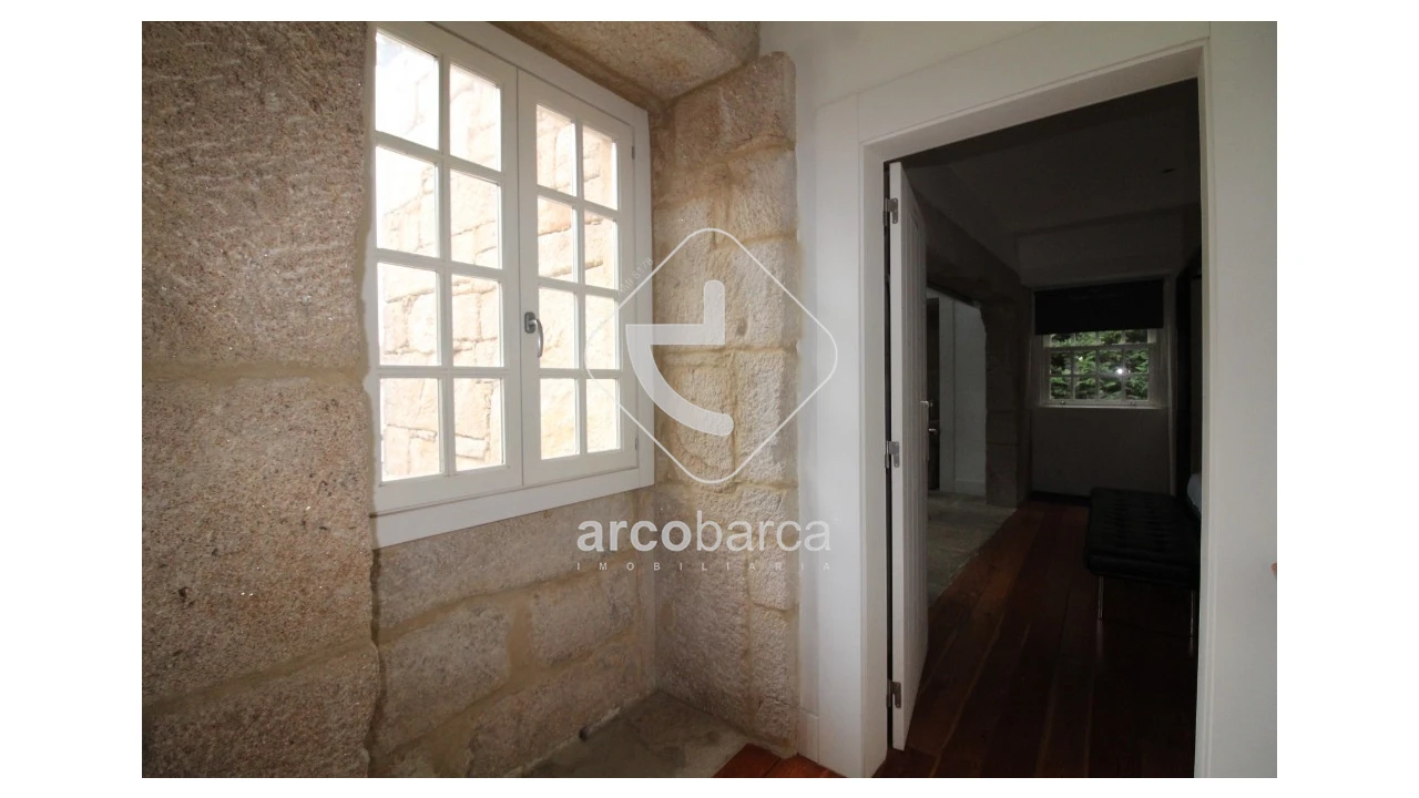 Negócio para Venda em Vila e Roussas Foto 39