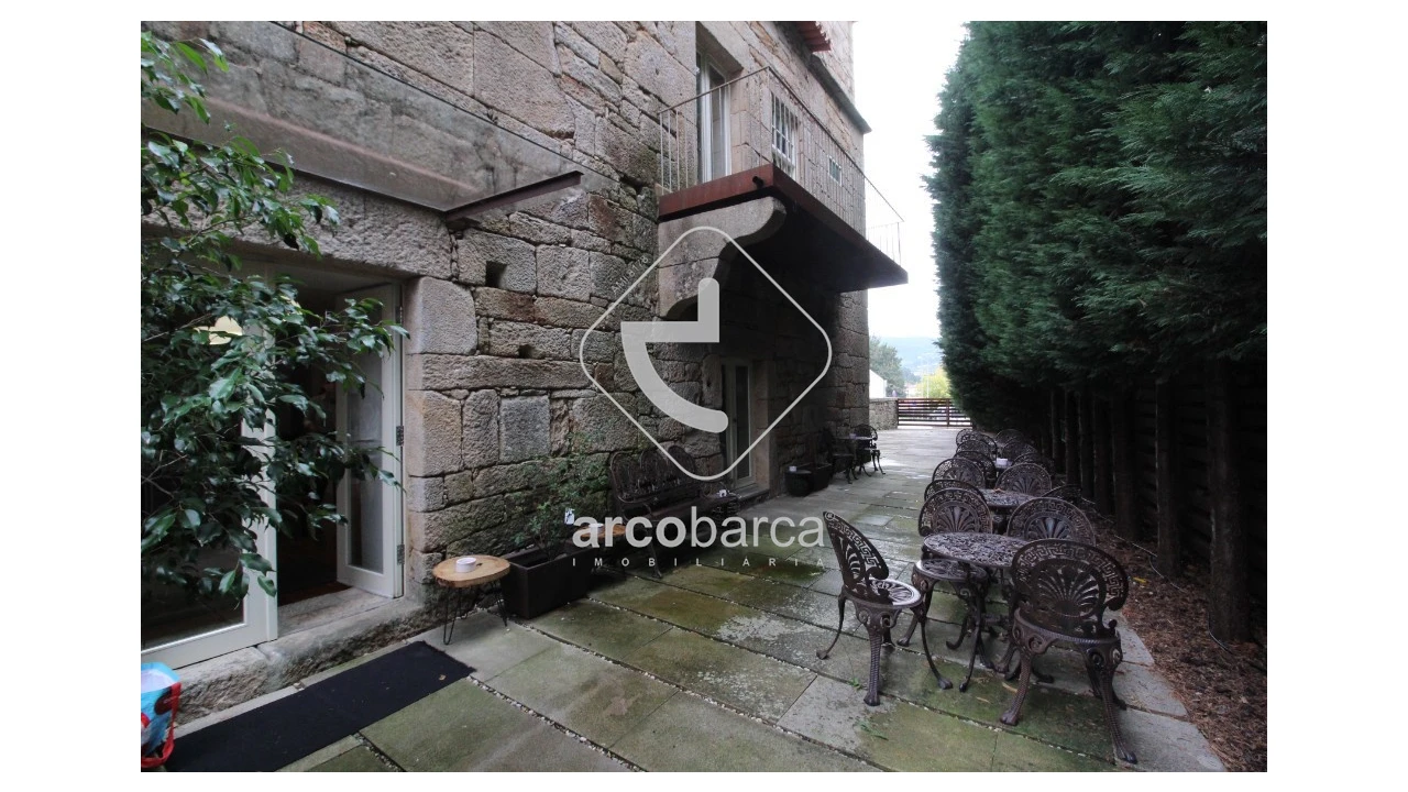 Negócio para Venda em Vila e Roussas Foto 12