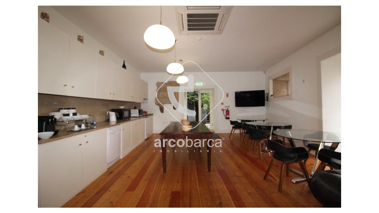 Negócio para Venda em Vila e Roussas Foto 17