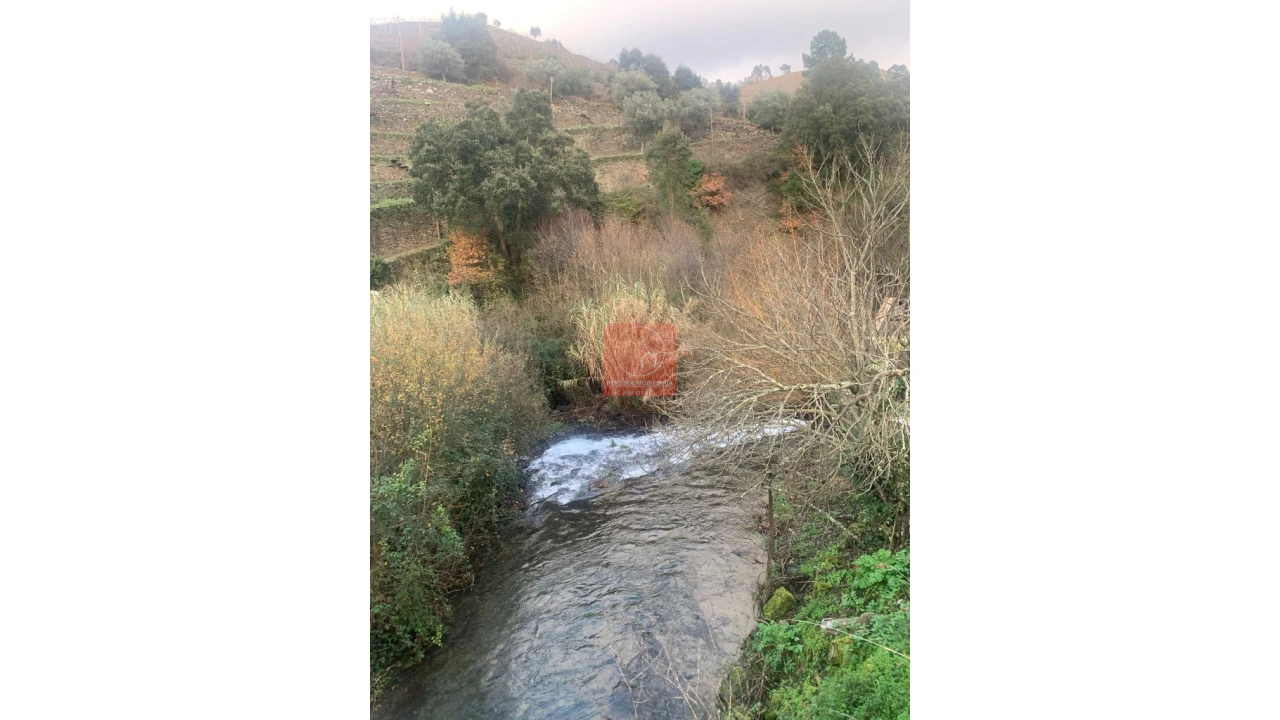 Moradia T1 para Venda em Moura Morta e Vinhós Foto 14