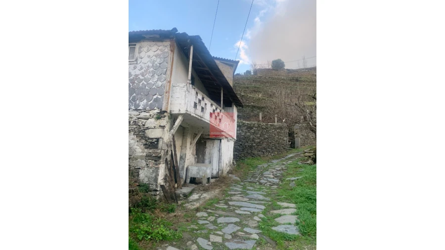 Moradia T1 para Venda em Moura Morta e Vinhós Foto 8