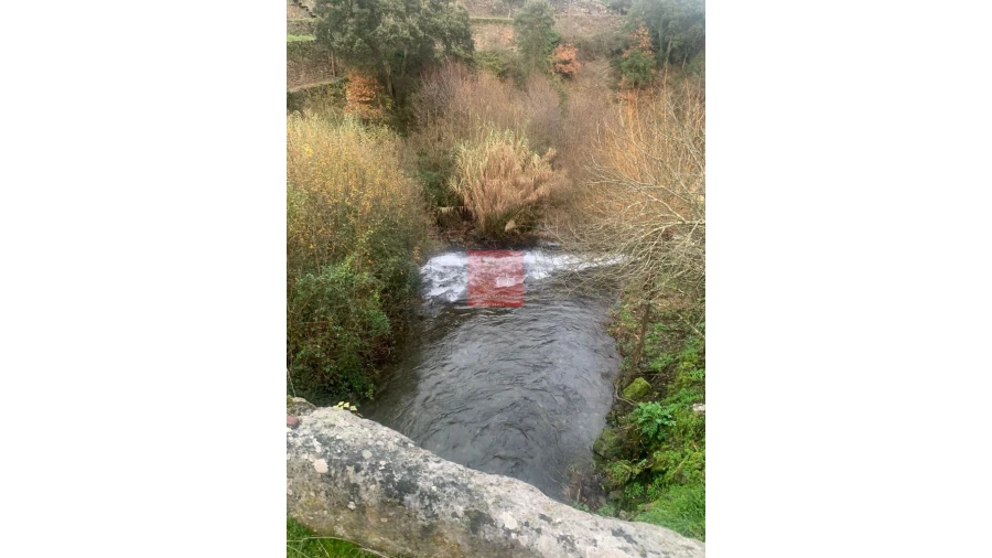 Moradia T1 para Venda em Moura Morta e Vinhós Foto 2