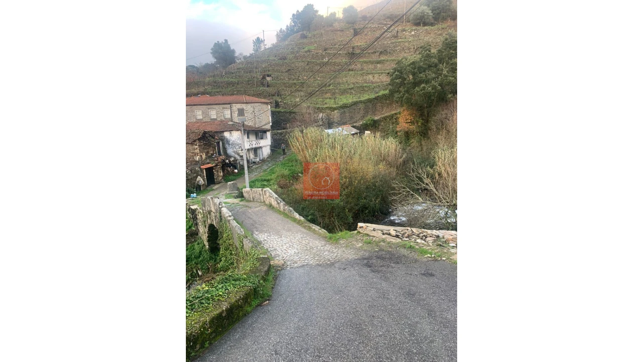 Moradia T1 para Venda em Moura Morta e Vinhós Foto 15