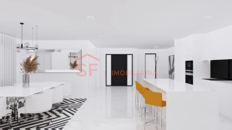 Moradia T4 para Venda em Arcozelo