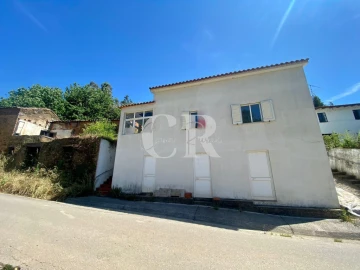 Moradia T2 para Venda em Figueiró dos Vinhos e Bairradas