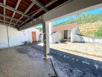 Moradia T2 para Venda em Figueiró dos Vinhos e Bairradas