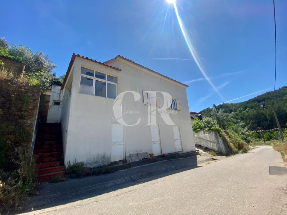 Moradia T2 para Venda em Figueiró dos Vinhos e Bairradas Foto 3