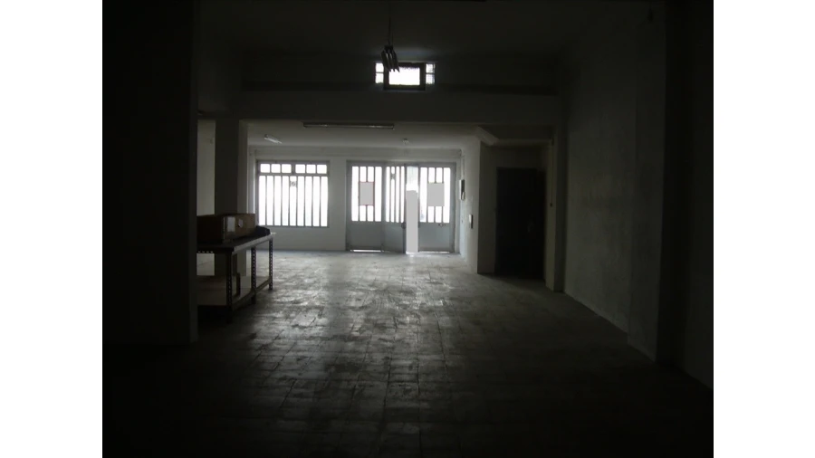 Loja para Venda em Almada, Cova da Piedade, Pragal e Cacilhas Foto 2