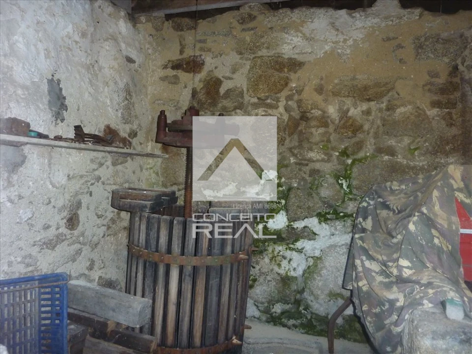 Quinta T4 para Venda em Rio de Moinhos Foto 27