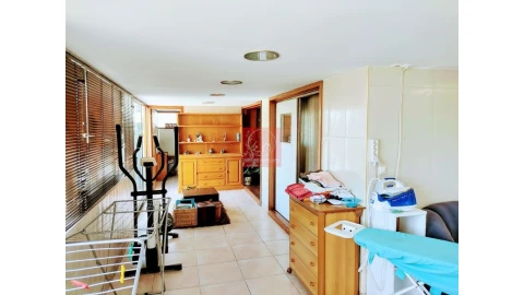 Apartamento T5 para Venda em Póvoa de Varzim, Beiriz e Argivai